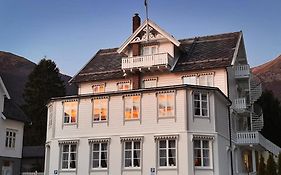Sylte Hotell, Valldal